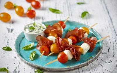 Bresaola skewers with Basil Sauce